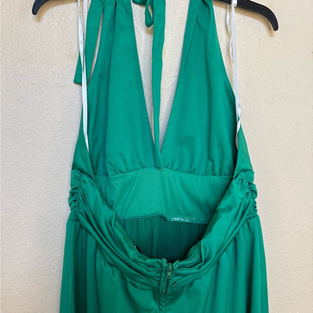 Chic Green Halter Maxi Dress - Picture 6 of 10